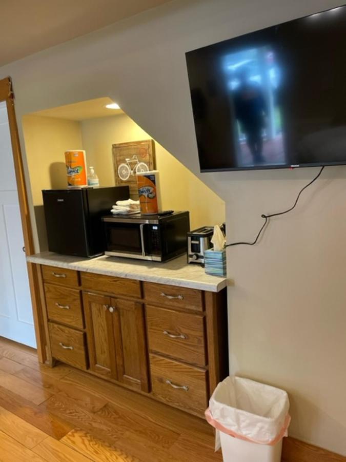 Stay In Ohiopyle In The Middle Of Town By The Gap Trail Exterior photo