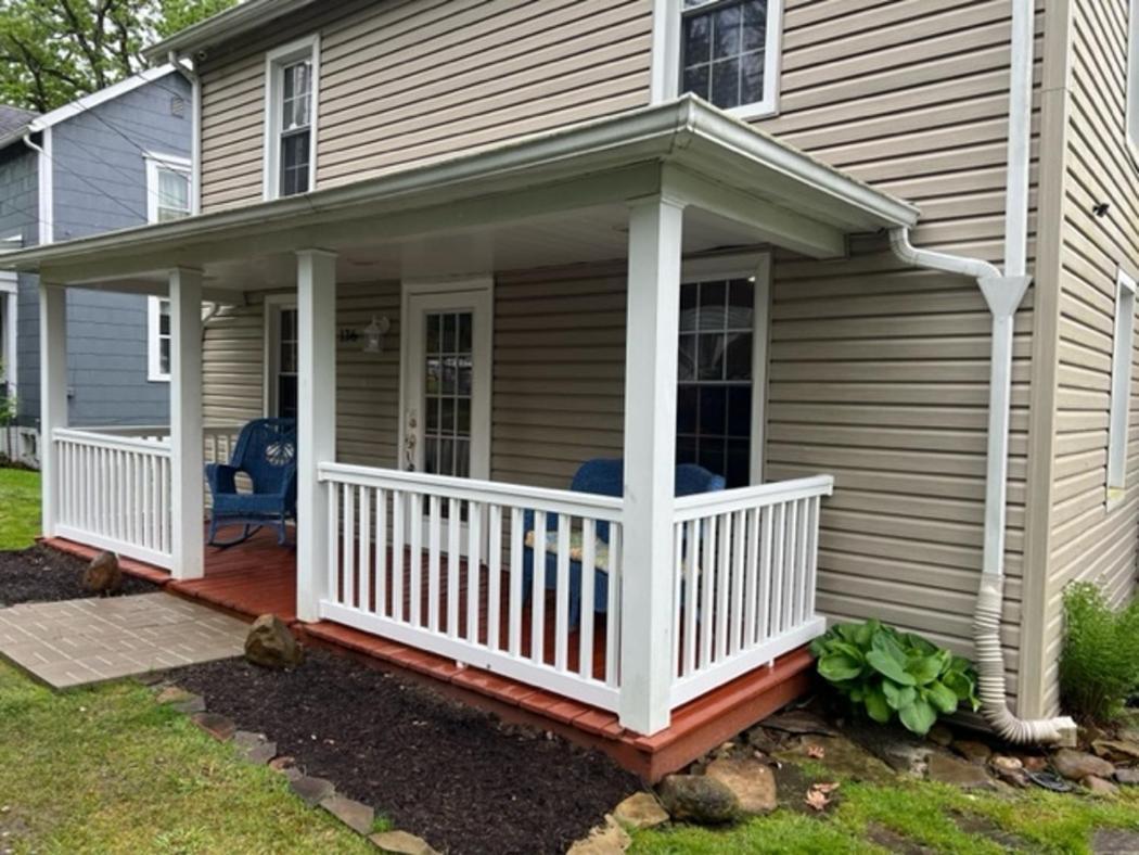 Stay In Ohiopyle In The Middle Of Town By The Gap Trail Exterior photo