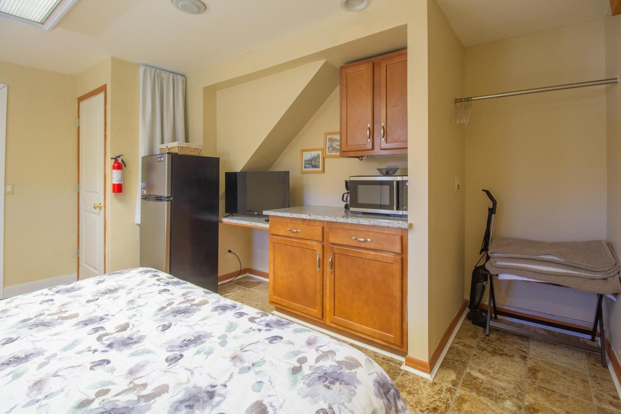 Stay In Ohiopyle In The Middle Of Town By The Gap Trail Exterior photo