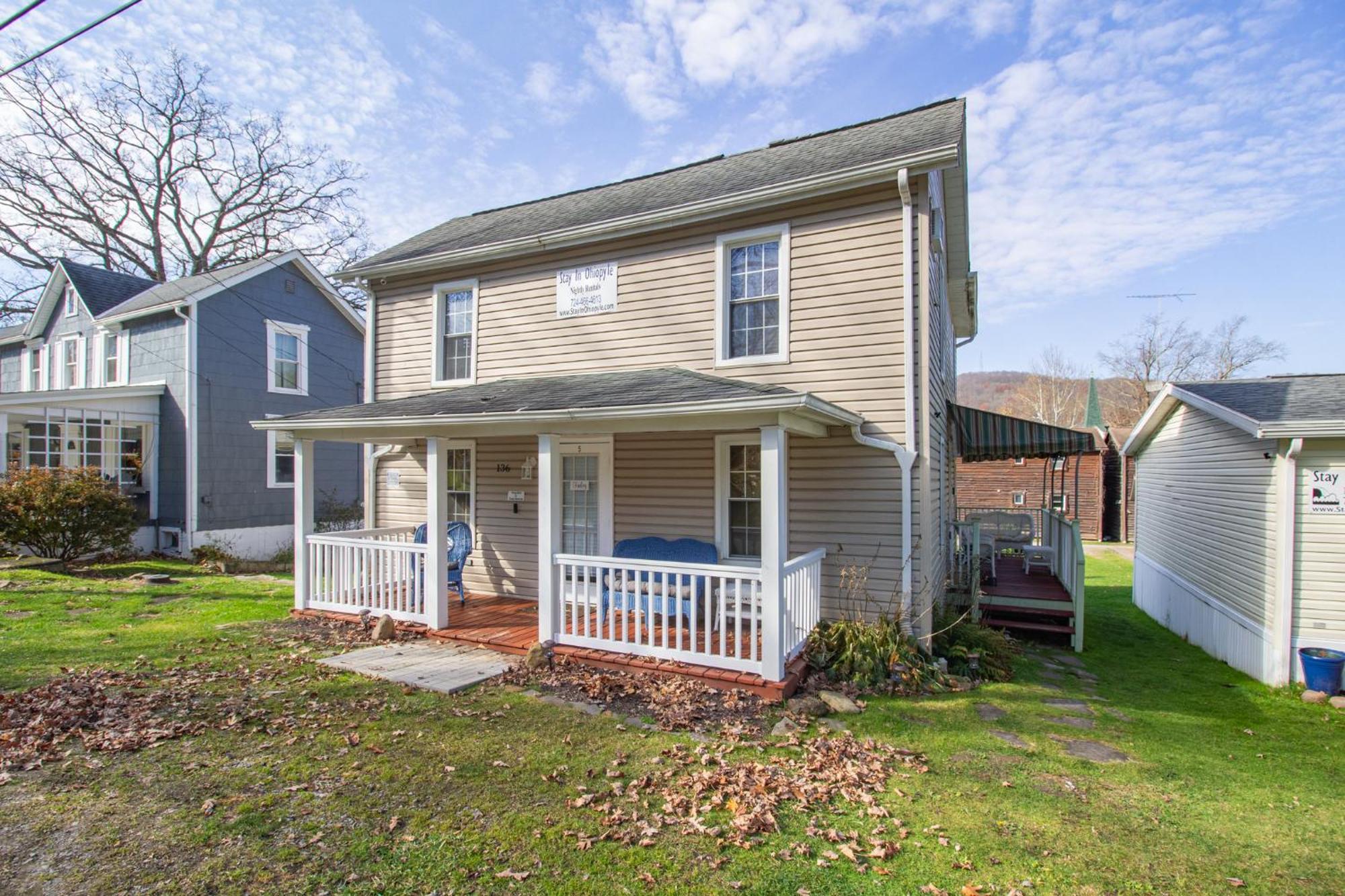 Stay In Ohiopyle In The Middle Of Town By The Gap Trail Exterior photo